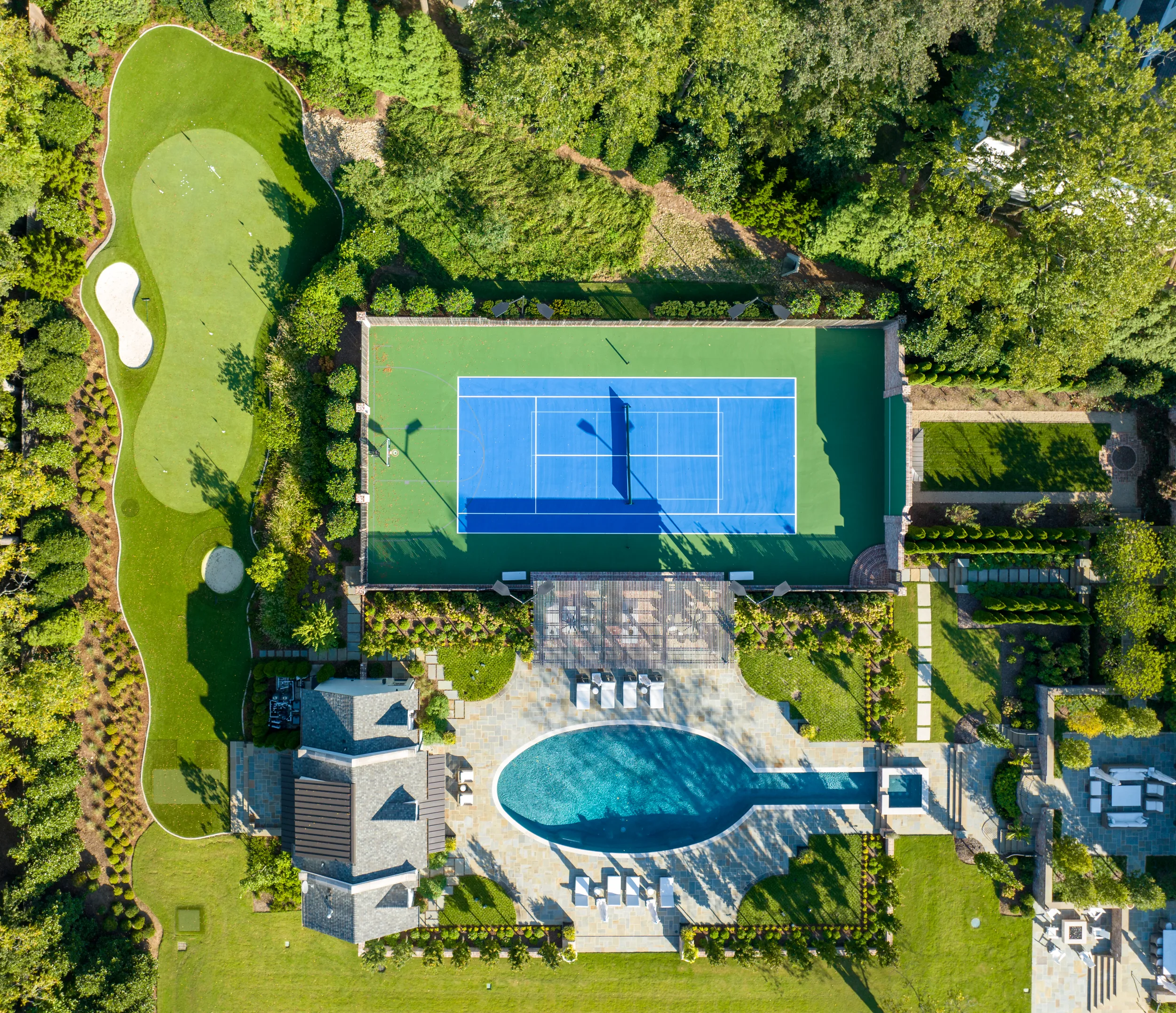 Private residence court 3