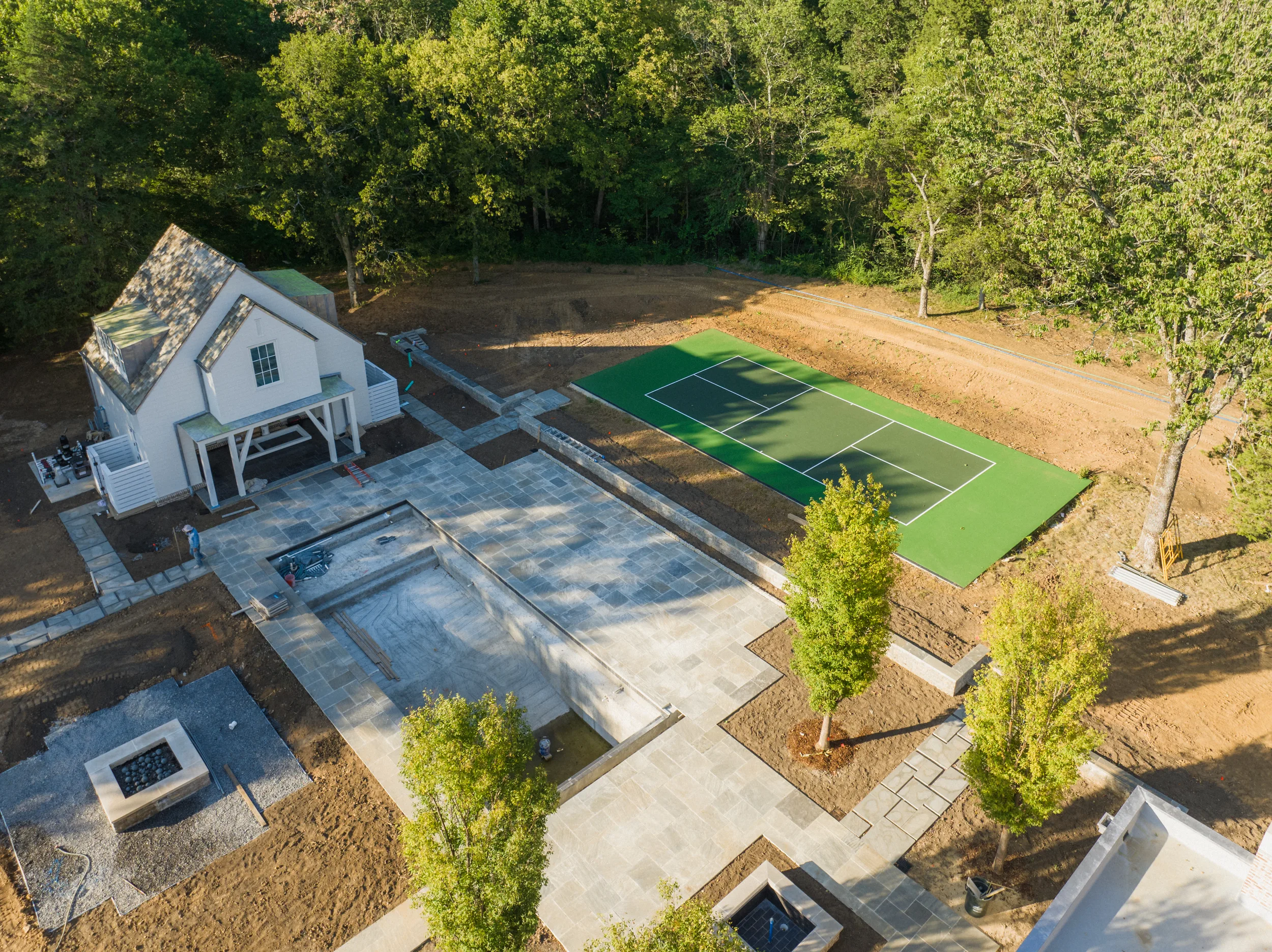 Private residence court 6